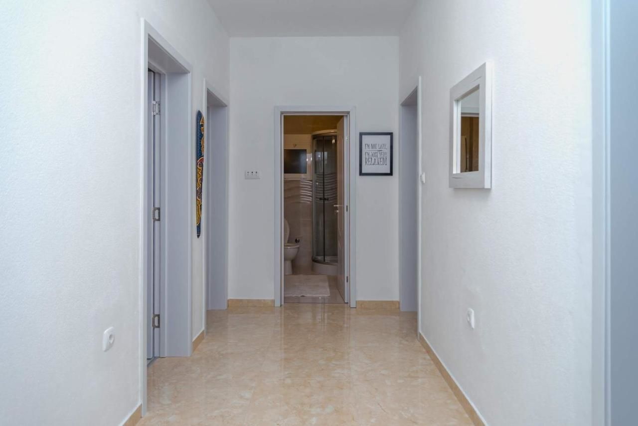 Апартаменты Apartman Mona Подгорица