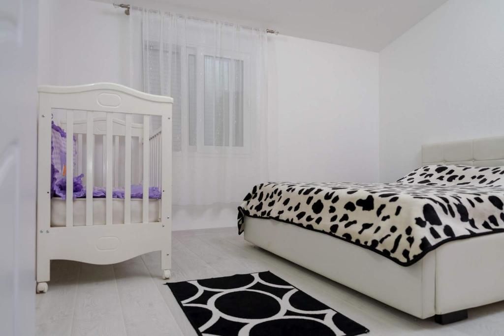 Апартаменты Apartman Mona Подгорица
