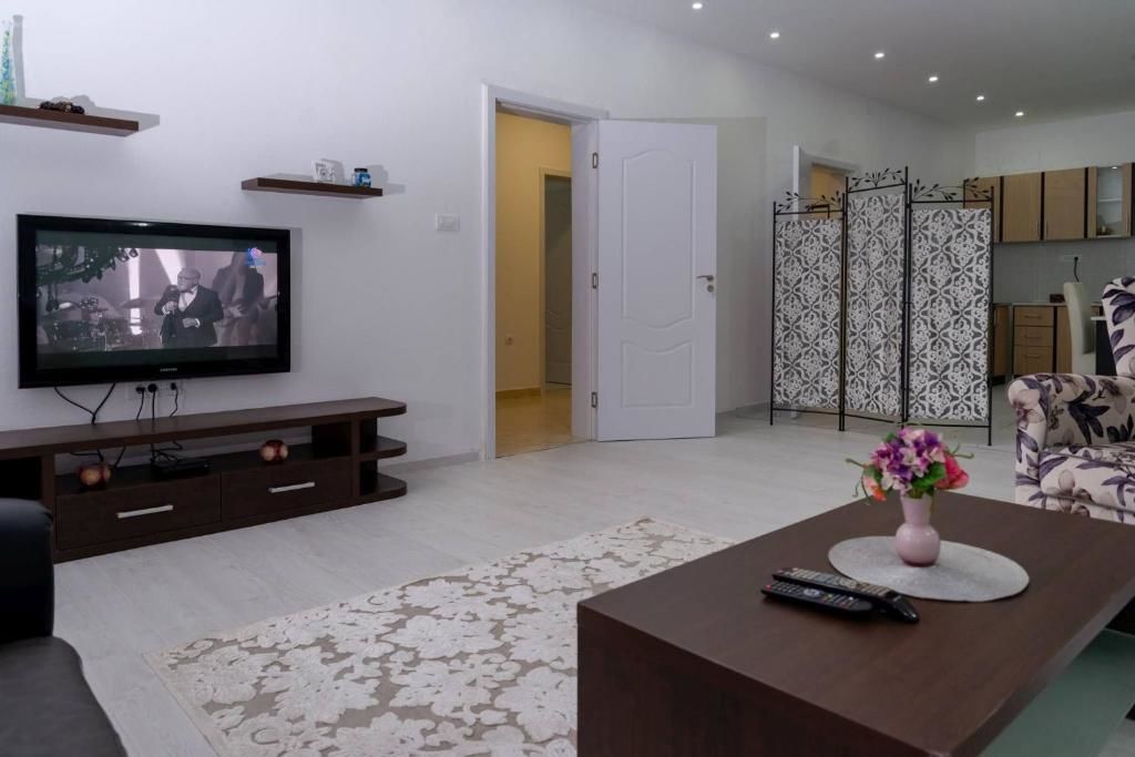 Апартаменты Apartman Mona Подгорица